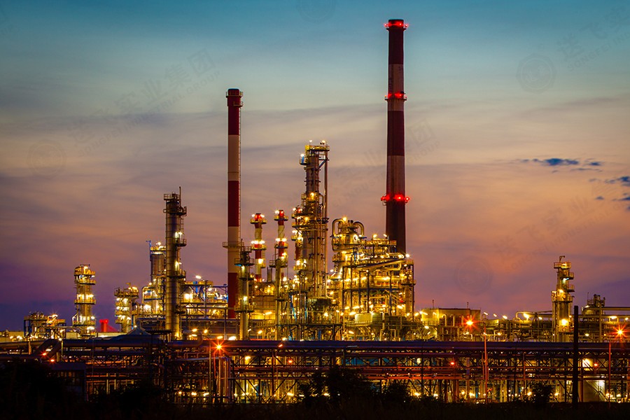 在夜晚，我們怎樣識別哪些燈具是航空障礙燈？